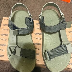 Melissa Olive Green Sandals size 8